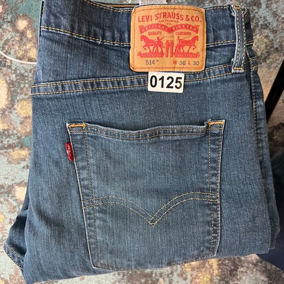 Levis 514 Jeans Mens 36x30 Blue Straight Mid Rise Dark Wash Denim - Picture 10 of 10